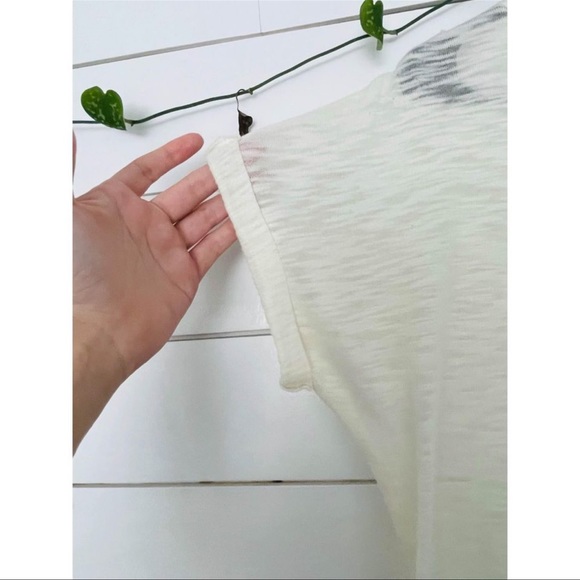 Altar’d State Lightweight Boho Top - Picture 3 of 3